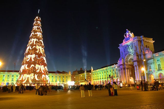 É já amanha 18:30 acendem as luzes de Natal de Lisboa com árvore de natal gigante de 30 metros