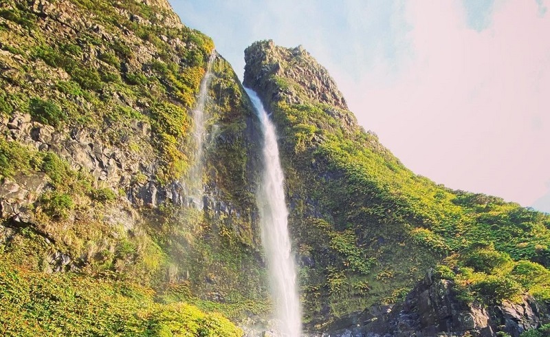 Esta é a cascata mais alta de Portugal tem mais de 90 metros de altura