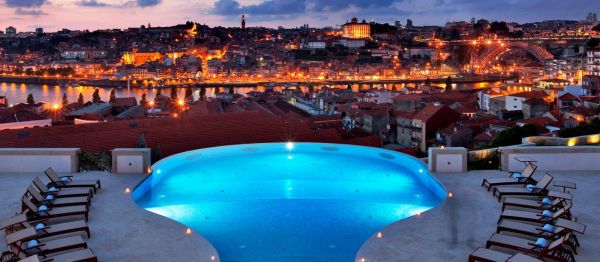 As 10 piscinas infinitas mais bonitas de Portugal