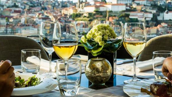 Os 10 melhores restaurantes tradicionais da ribeira do Porto