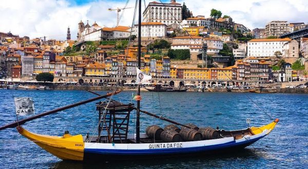 As melhores épocas para visitar Portugal e mais baratas