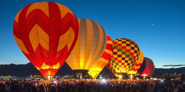 Balões de ar quente em Lisboa com direito a voos gratuitos no sábado