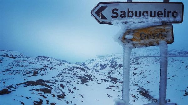 Esta é a aldeia mais alta de Portugal fica a mais de 1200 metros e já neva