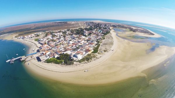O melhor bar de praia da Europa fica no Algarve