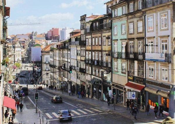 Rua dos Clérigos é que todos tem de visitar no Porto