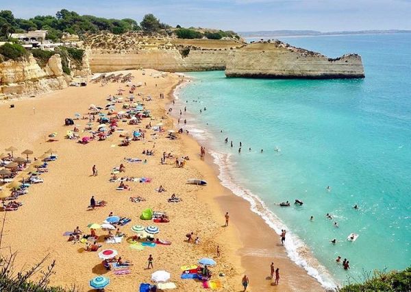 Vem ai fim de semana de praia com temperaturas de 34º graus mas só no Algarve