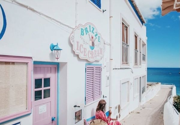 Burgau a Santorini portuguesa o segredo mais bem guardado de sempre