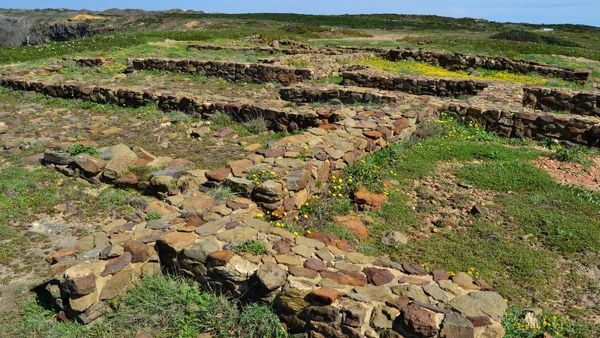 Os 18 melhores pontos turisticos para visitar em Aljezur
