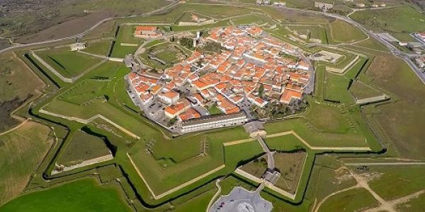 10 coisas para fazer e visitar no inverno monumentos na Guarda