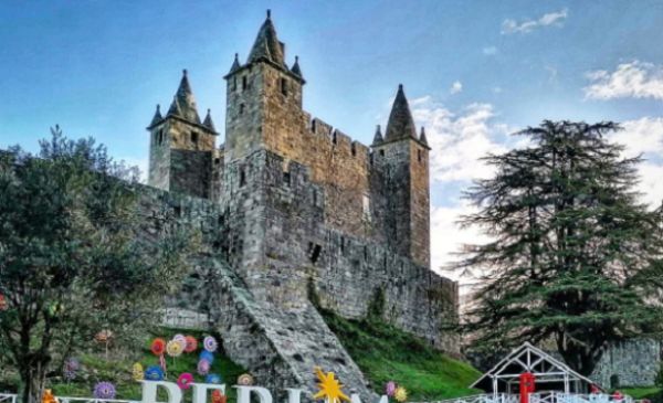 Fica no norte a melhor vila de natal de Portugal de 2022 castelo encantado