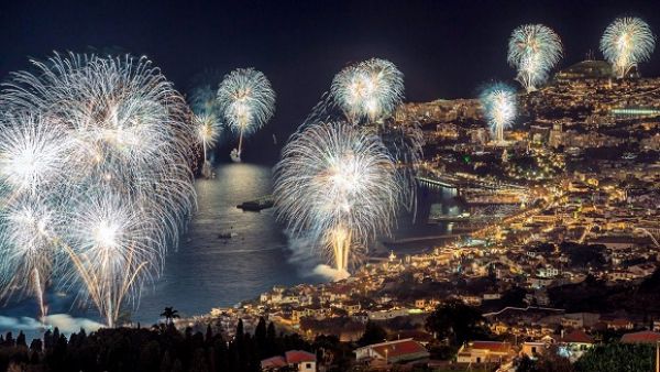 10 cidades portuguesas que vão ter festa de ano novo em 2021