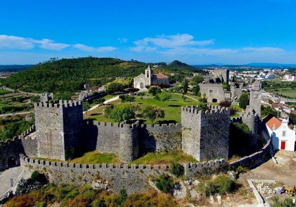 Fica em Montemor o Velho o castelo mais antigo de Portugal