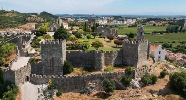 Fica a 130 km do Porto o castelo mais antigo de Portugal