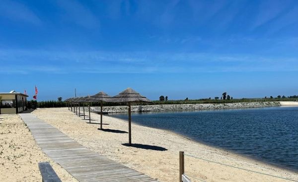 Esta praia tem água a 25ºC a mais quente do centro de Portugal