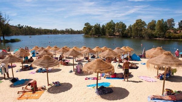 Existe uma praia fluvial Alentejana eleita a melhor da Europa com água a 30 graus