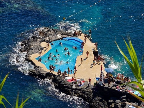 Esta piscina natural está na lista das melhores de Portugal