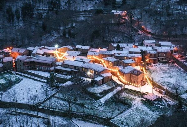 A paradisíaca aldeia histórica que neva a 45 minutos de Coimbra