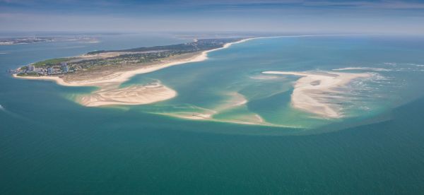 Esta é a maior praia da Europa tem 45 km de puro paraíso
